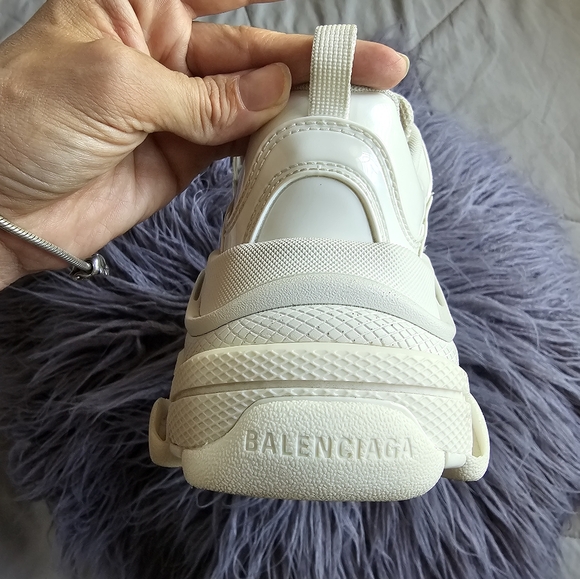 Balenciaga triple s "White Rubber" Chunky Sneakers AUTHENTIC size 39 - Picture 10 of 13
